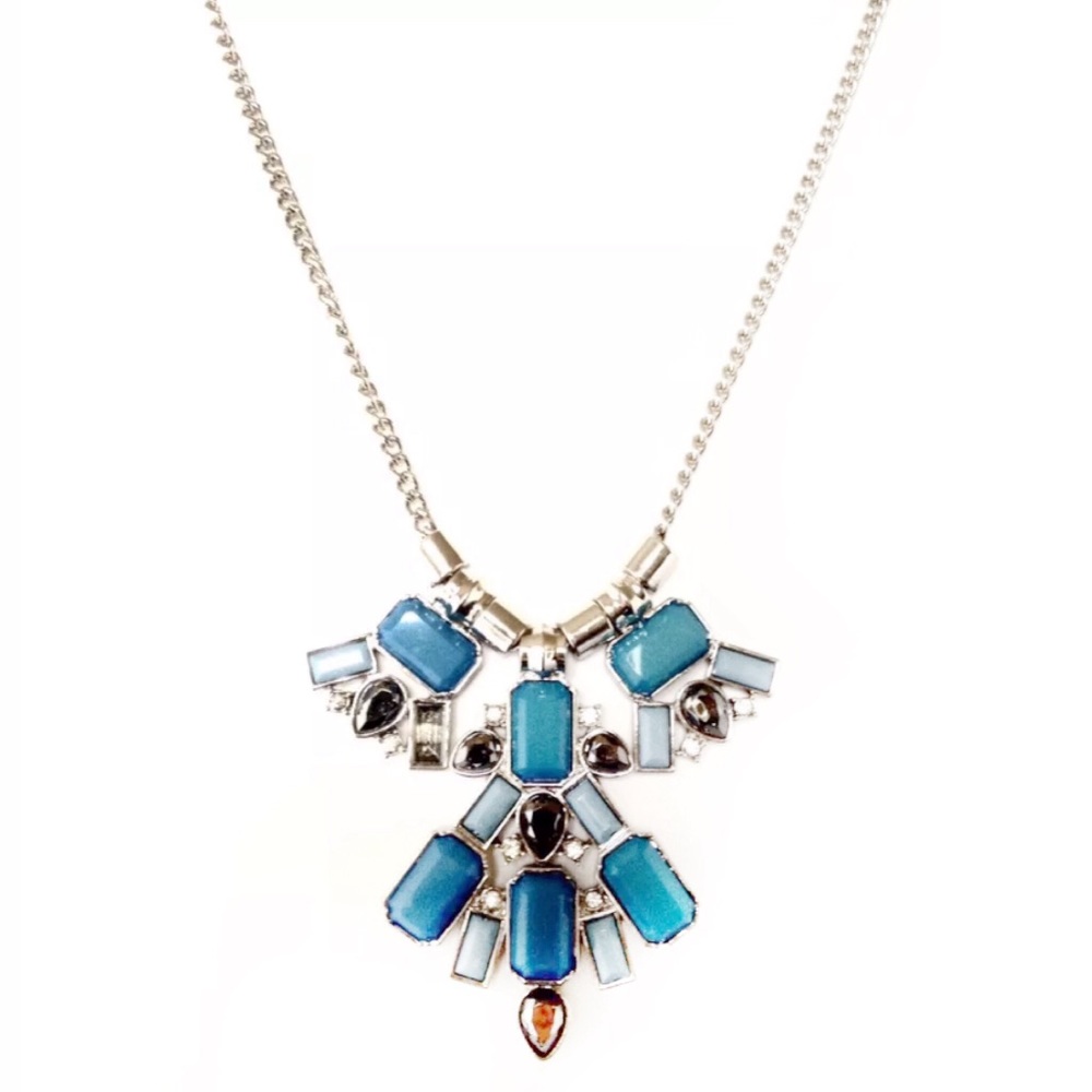 BCBGENERATION NECKLACE TURQUOISE BLUE GEM SILVER
